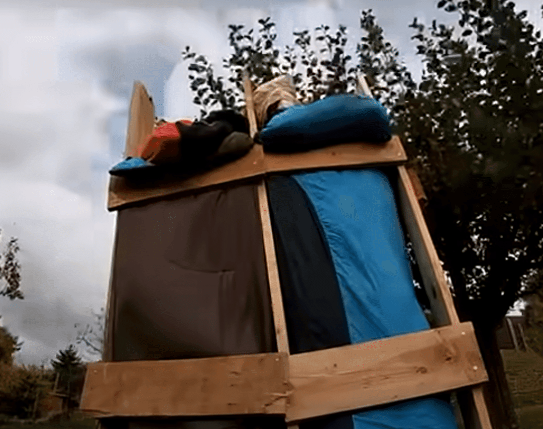 Dormir debout : Technique et effet sur la fatigue