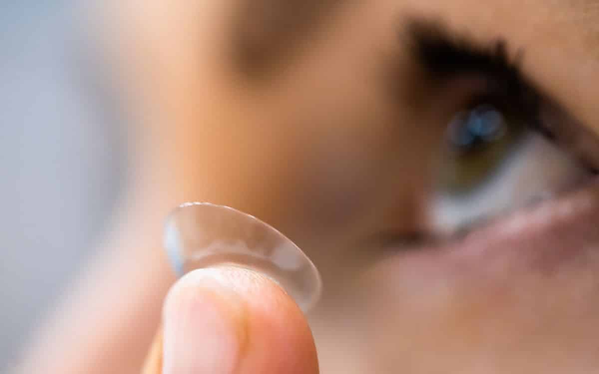 Dormir avec ses lentilles : bonne ou mauvaise idée ?