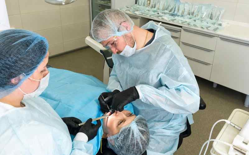 Opération Ronflement : La chirurgie à votre Service