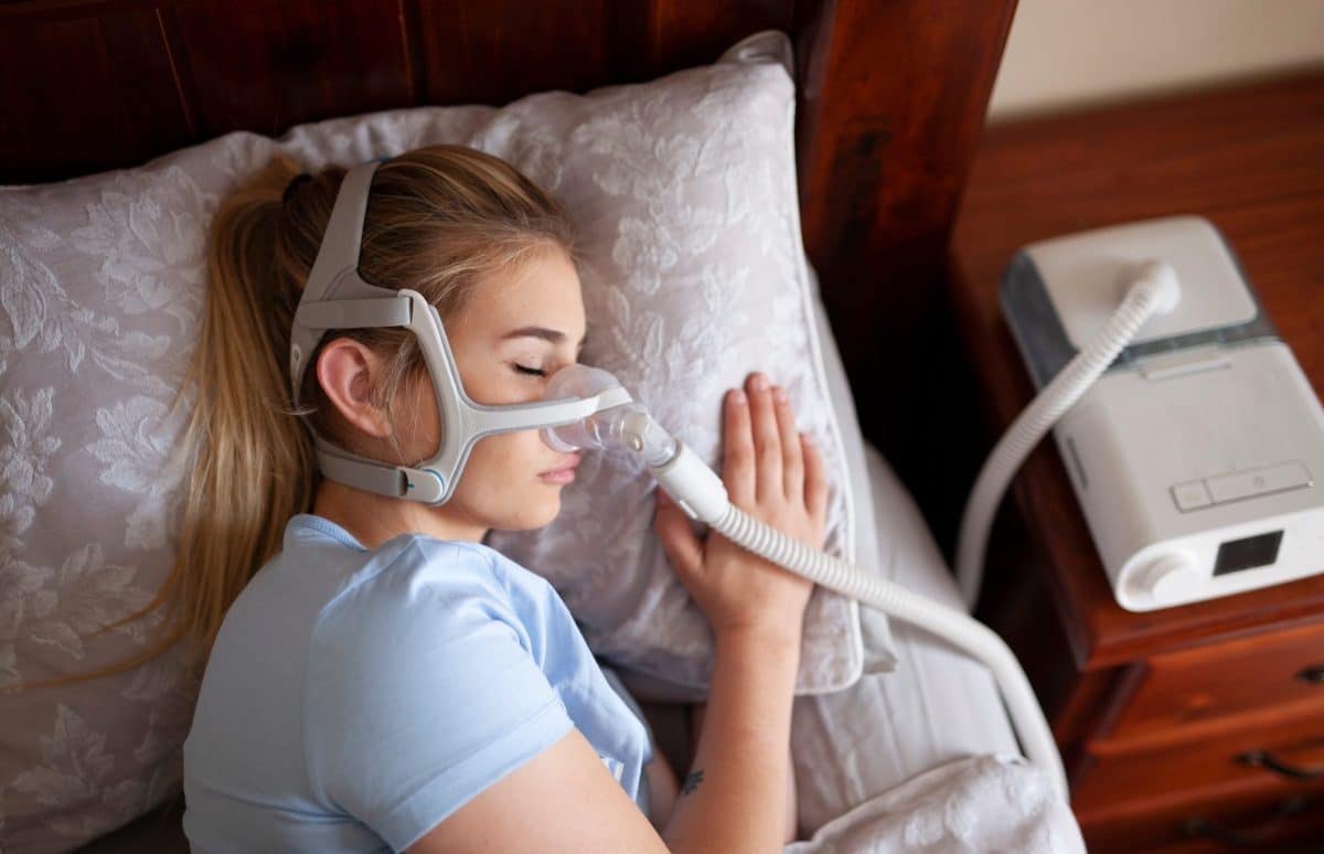 Machine contre l’apnée du sommeil, pourquoi et comment l’utiliser ?