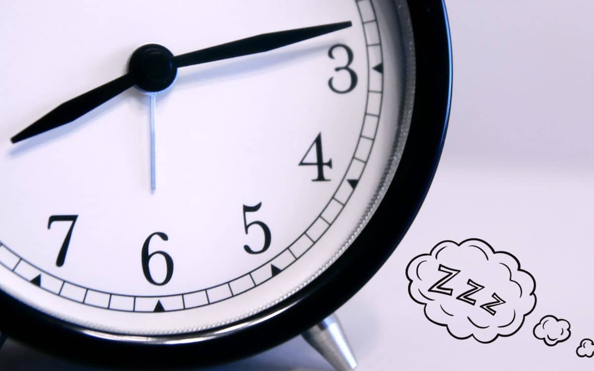 Changement d’heure et cycle du sommeil : Quel impact sur vos nuits ?