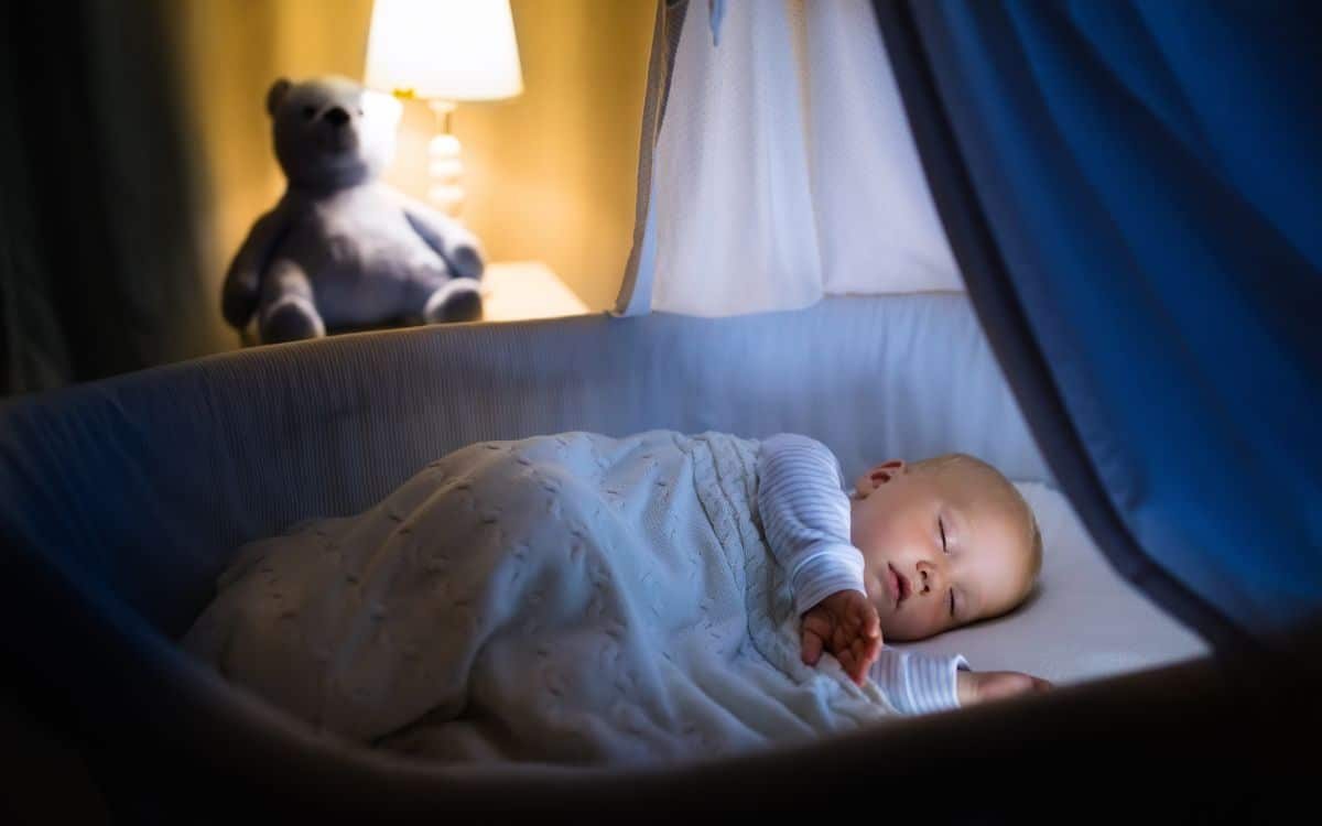 Cycle de sommeil bébé selon son âge : Comprenez son sommeil